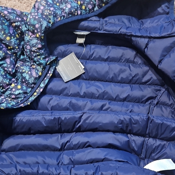 Eddie Bauer Dark Blue Floral Jacket - Picture 11 of 11